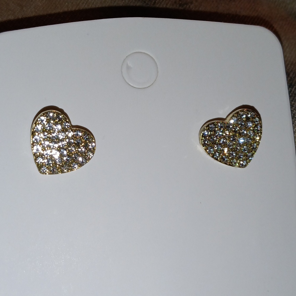 Heart dangling earrings